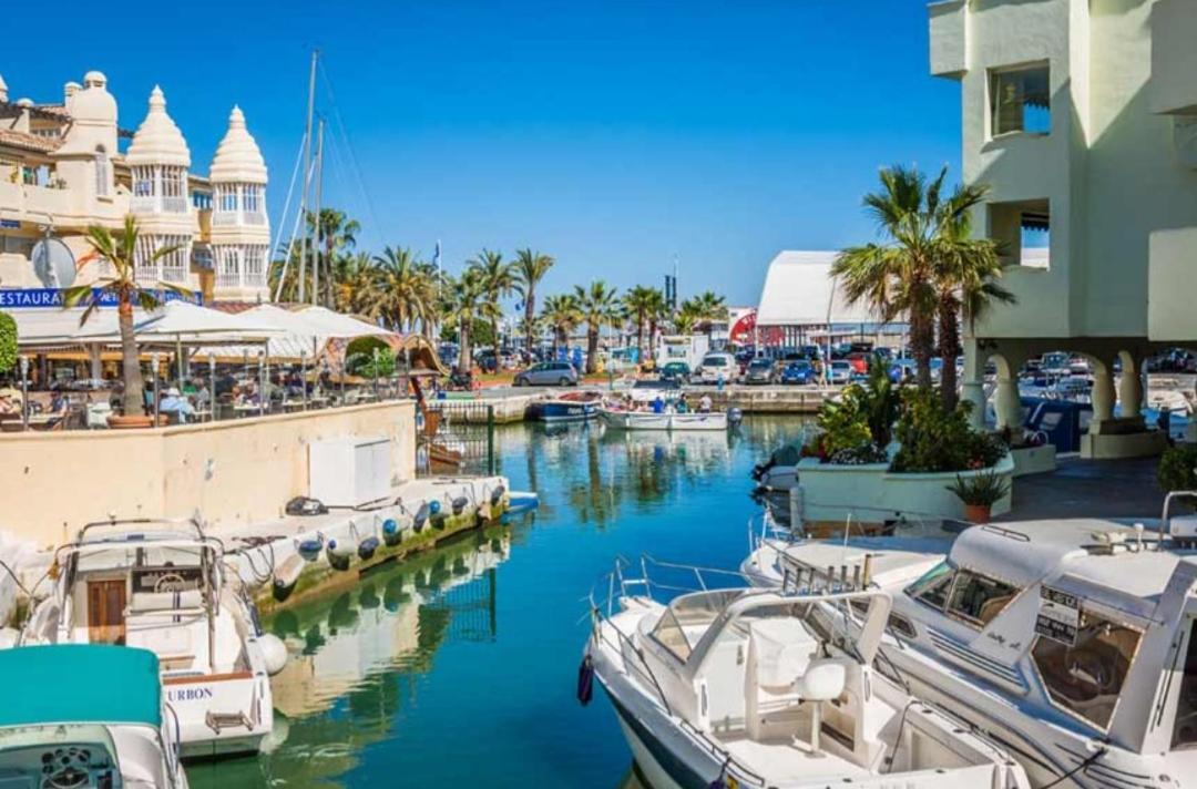 베날마데나코스타 Puerto Marina 아파트 외부 사진