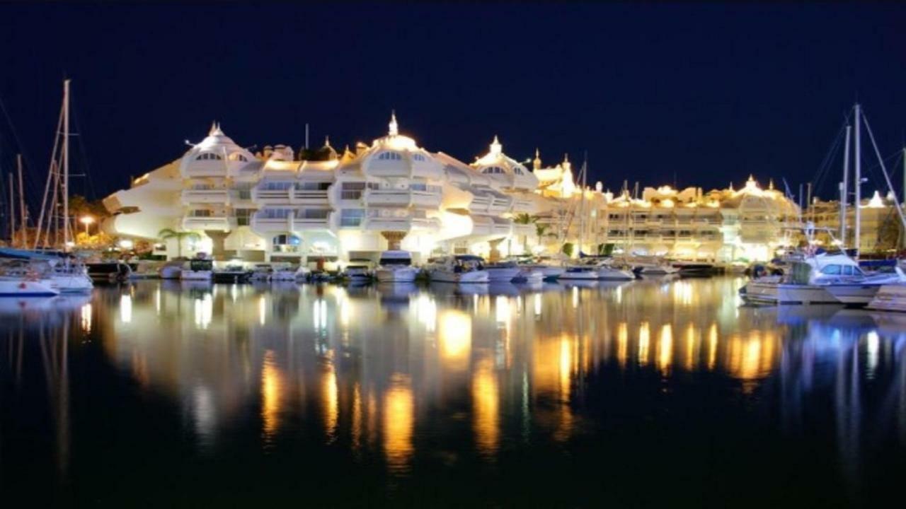 베날마데나코스타 Puerto Marina 아파트 외부 사진